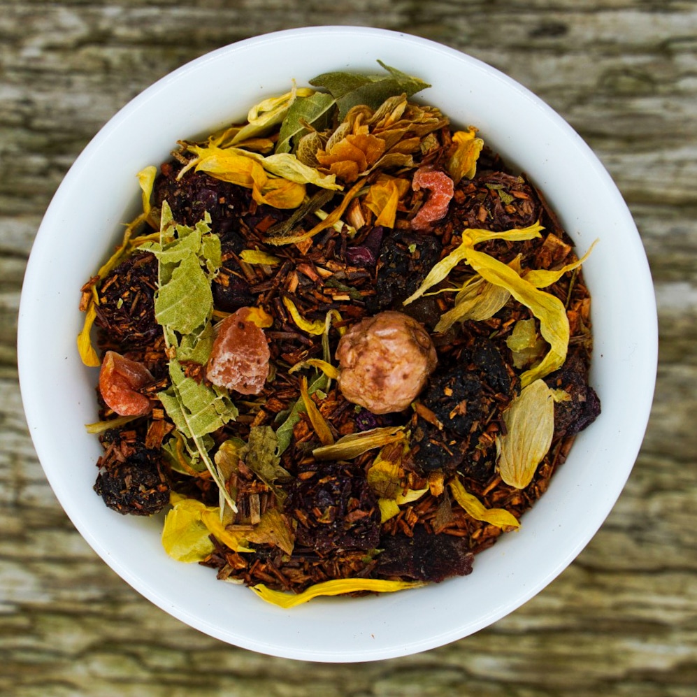 Rooibos-Tee Tosende Brandung Rooibos-Tee Tosende Brandung – aromatisierter Rooibos mit Orange und Johannisbeere